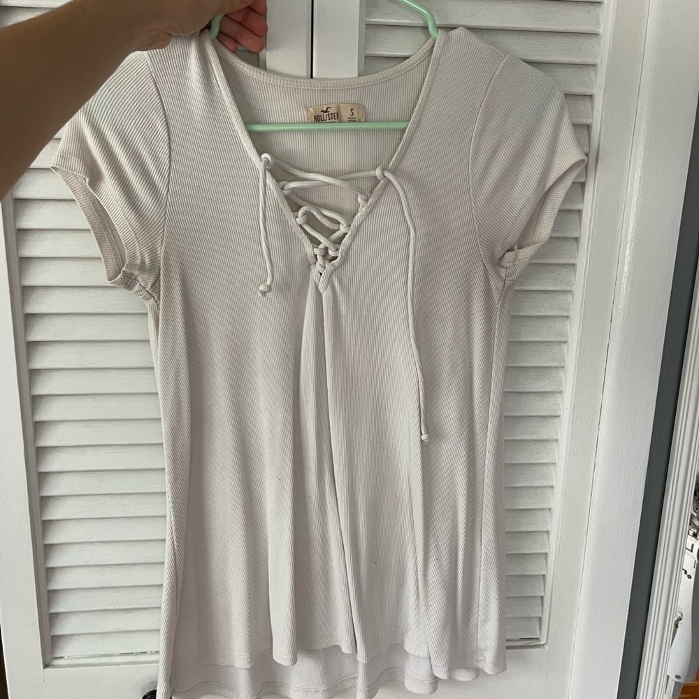 Hollister T-shirt